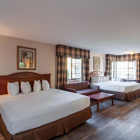 Studio City Court Yard Hotel Værelse billede
