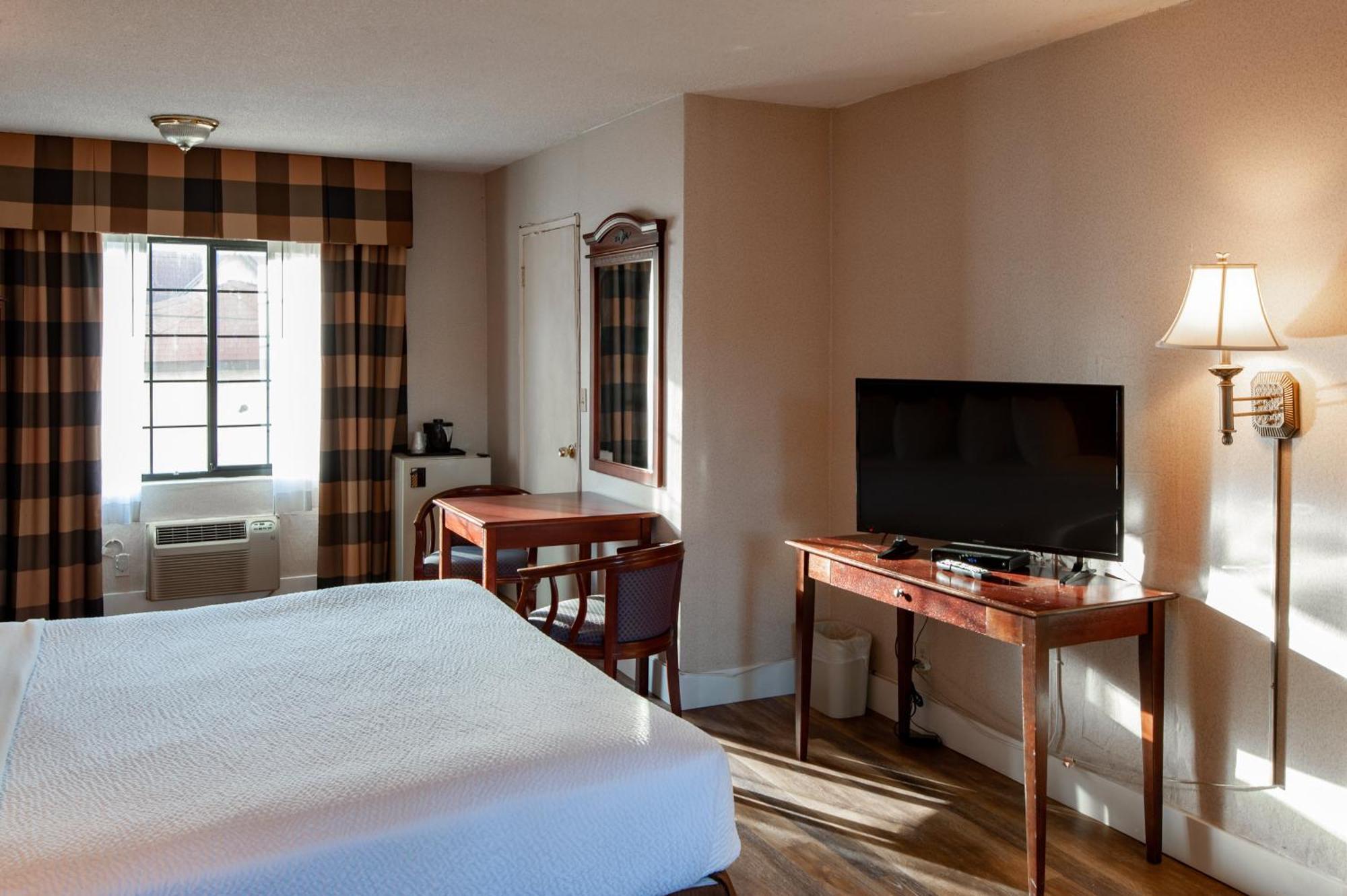 Studio City Court Yard Hotel Eksteriør billede