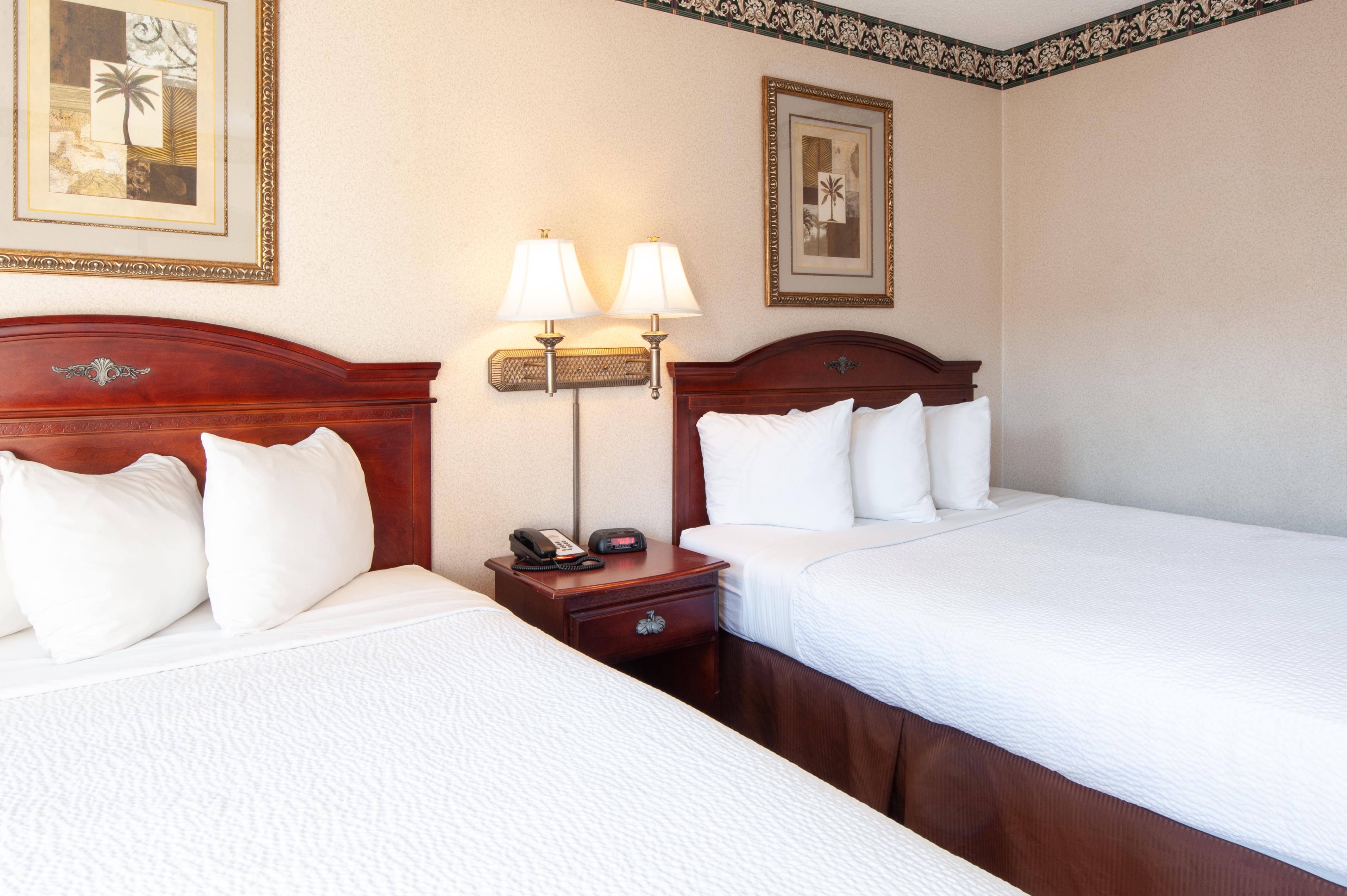 Studio City Court Yard Hotel Værelse billede